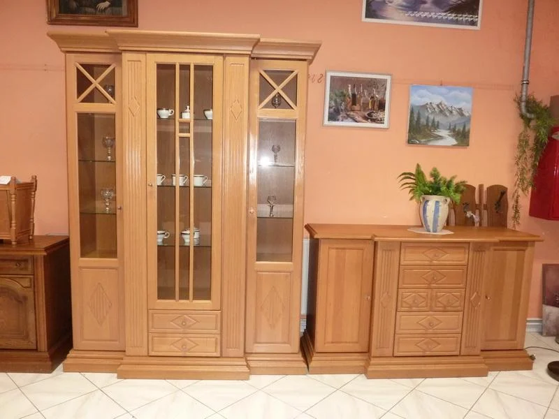Dřevěný příborník + komoda - foto 2