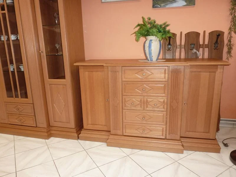 Dřevěný příborník + komoda - foto 3