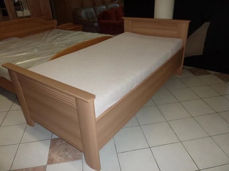 Jednolůžková postel - foto 2