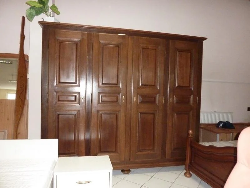 Šatní skříň masiv, bytelná - foto 3