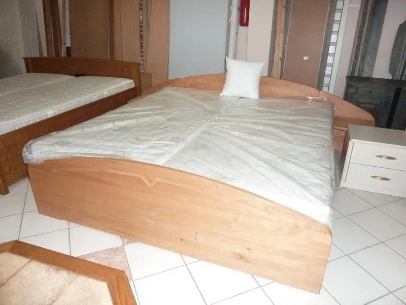 Dvoulůžko postel z masivu - foto 2