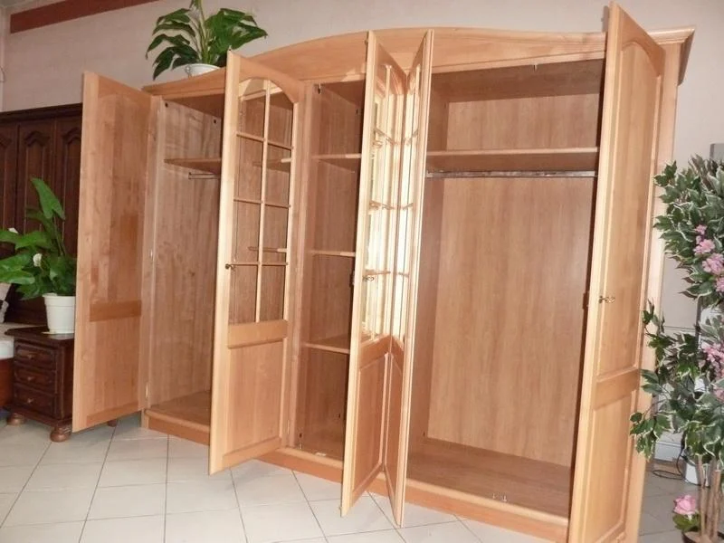 Šatní skříň masiv, bytelná - foto 2